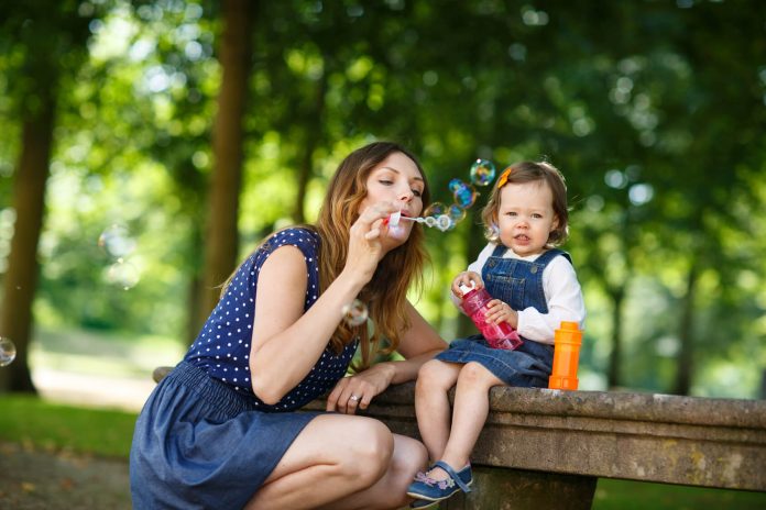 12 Aylık Bebek 12 Aylık Bebek