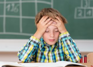 Çocuklarda Baş Ağrısı Nedenleri Çocuklarda Baş Ağrısı Nedenleri