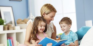 Kitap Okumak Çocuğun Dilini Geliştiriyor