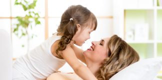 Küçük Çocuğun Sevgisinin 6 Kanıtı Küçük Çocuğun Sevgisinin 6 Kanıtı